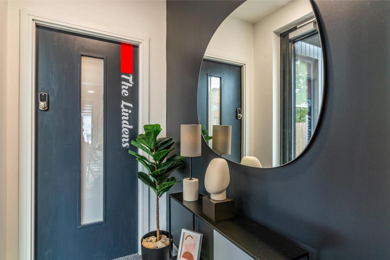 Romantic Getaway Studio Pods Close To Centre With Free Wifi Apartment