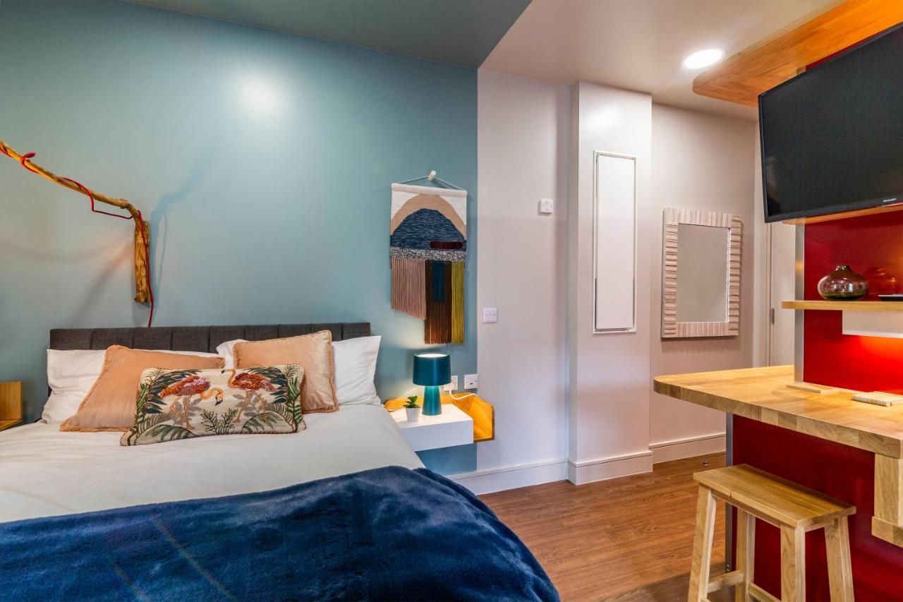 Romantic Getaway Studio Pods Close To Centre With Free Wifi *
