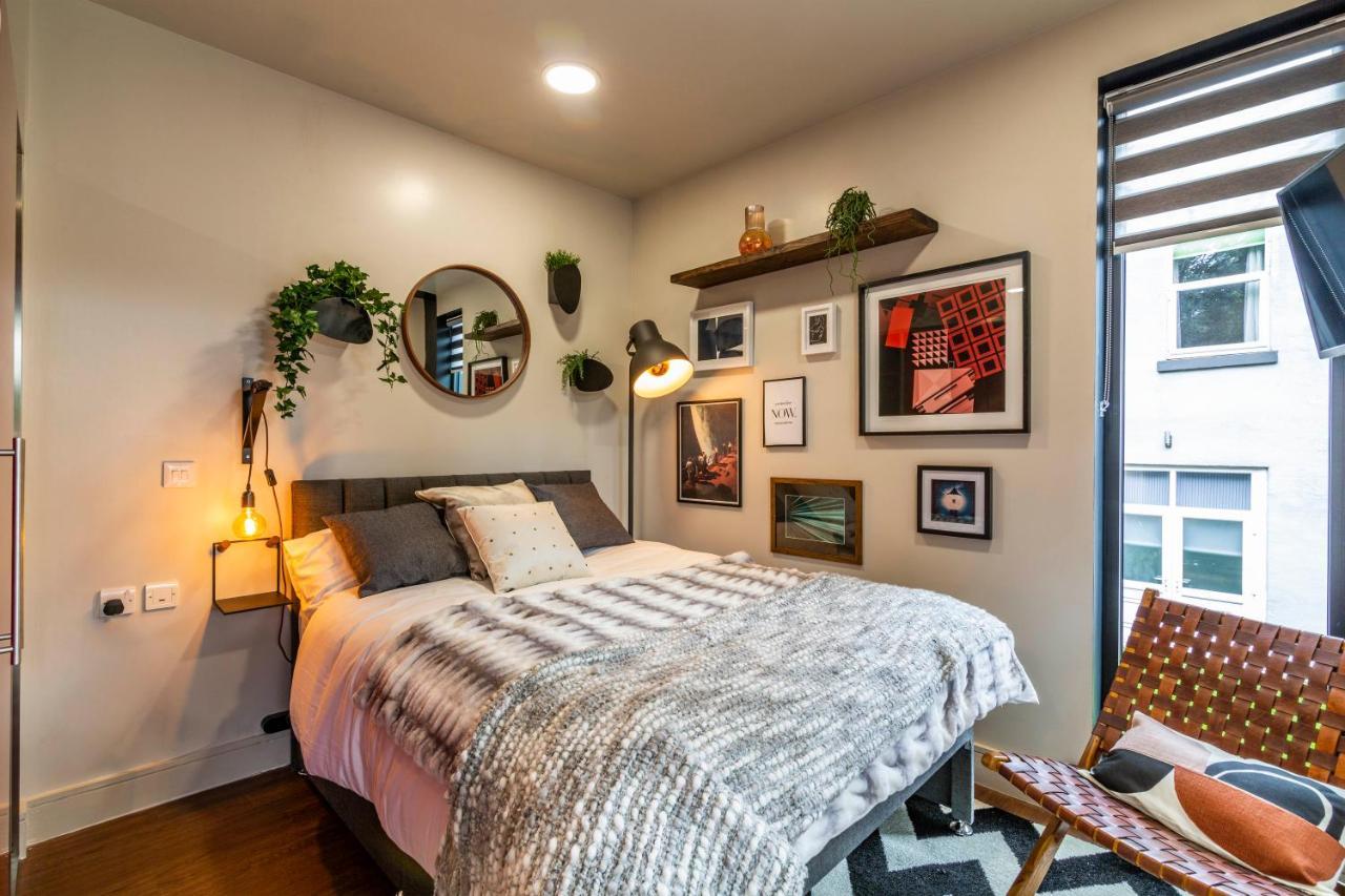 Romantic Getaway Studio Pods Close To Centre With Free Wifi Apartment